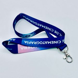 Lanyard sublimado personalizado con mosquetón y entrega urgente en 72 horas